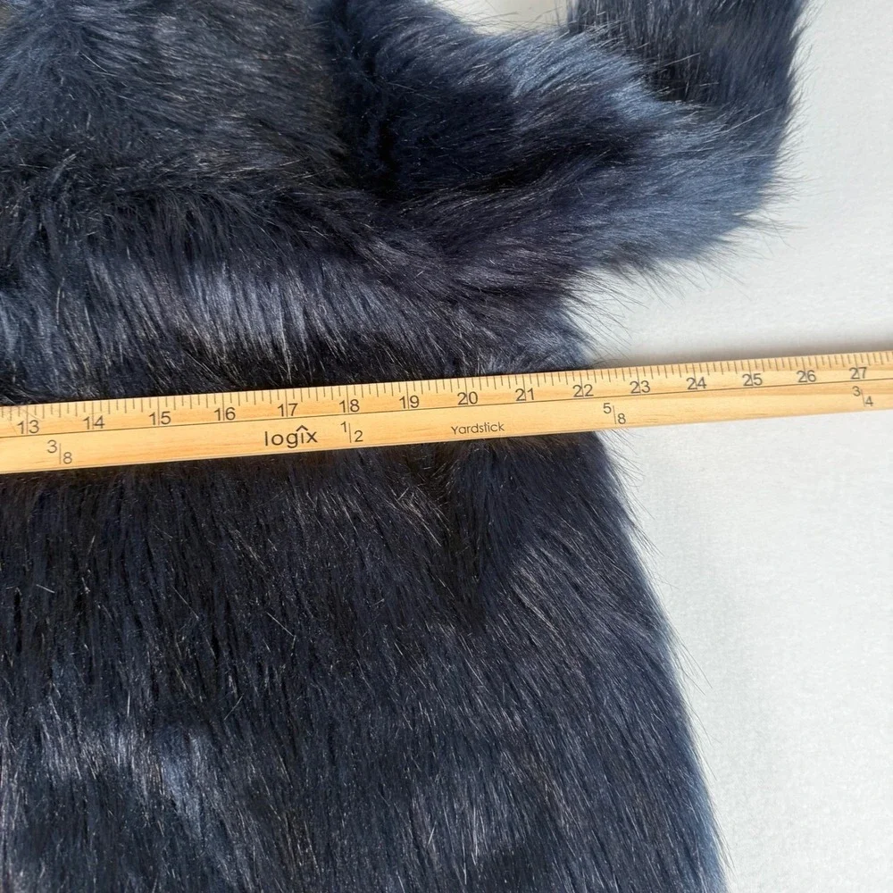 Free People Faux Fur Jacket Womens S Navy Blue Shaggy‎ Boho Cropped Coat Cropped